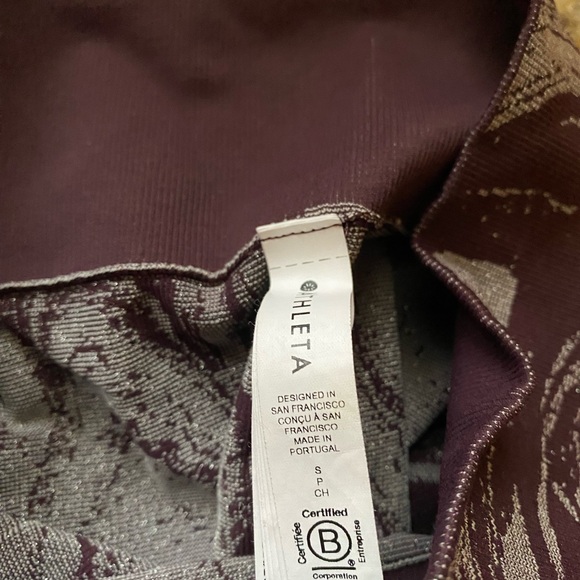 SZ S Athleta Aurora leggings – deep Cabernet - Picture 5 of 5